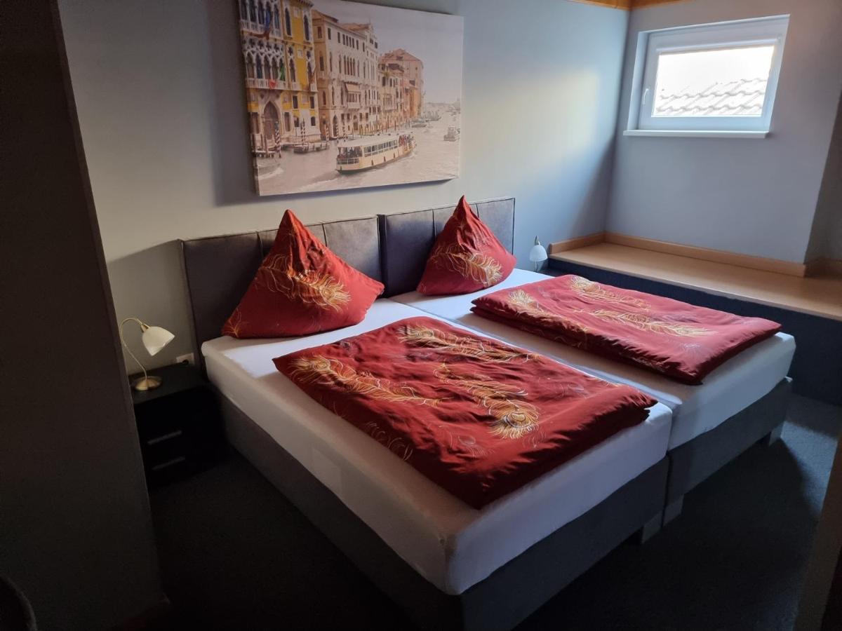 Moving Rooms Wimpassing Esterno foto
