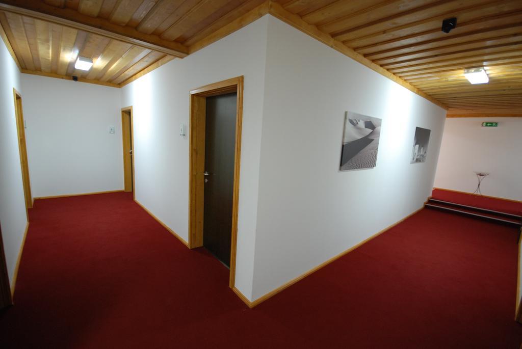 Moving Rooms Wimpassing Esterno foto