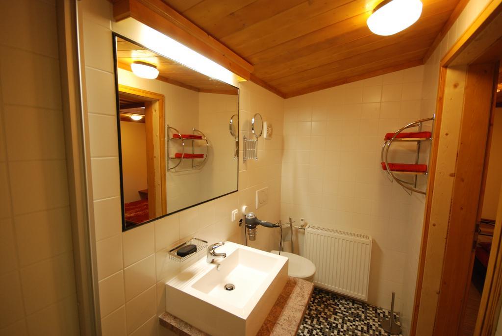 Moving Rooms Wimpassing Camera foto